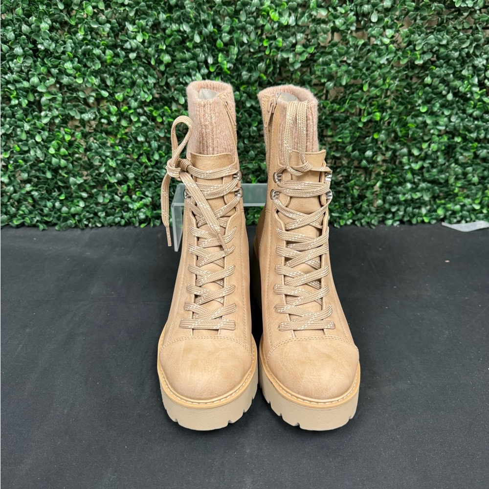 DV By Dolce Vita Tilley Boot - W7.5 - Picture 3 of 10